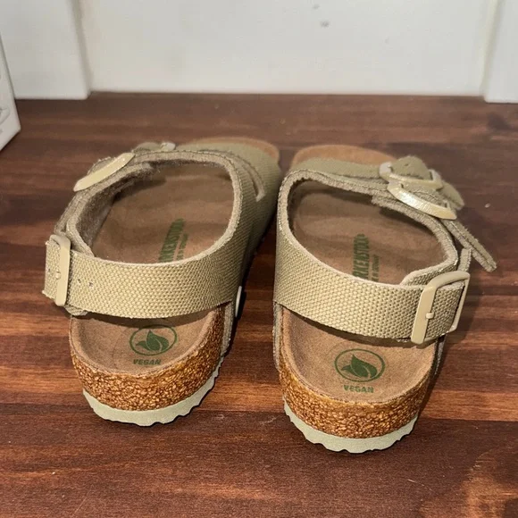 Birkenstock Kids Milano Kids Vegan Sandals Faded Khaki Buckle Straps Sz 1-1.5 - Picture 7 of 12